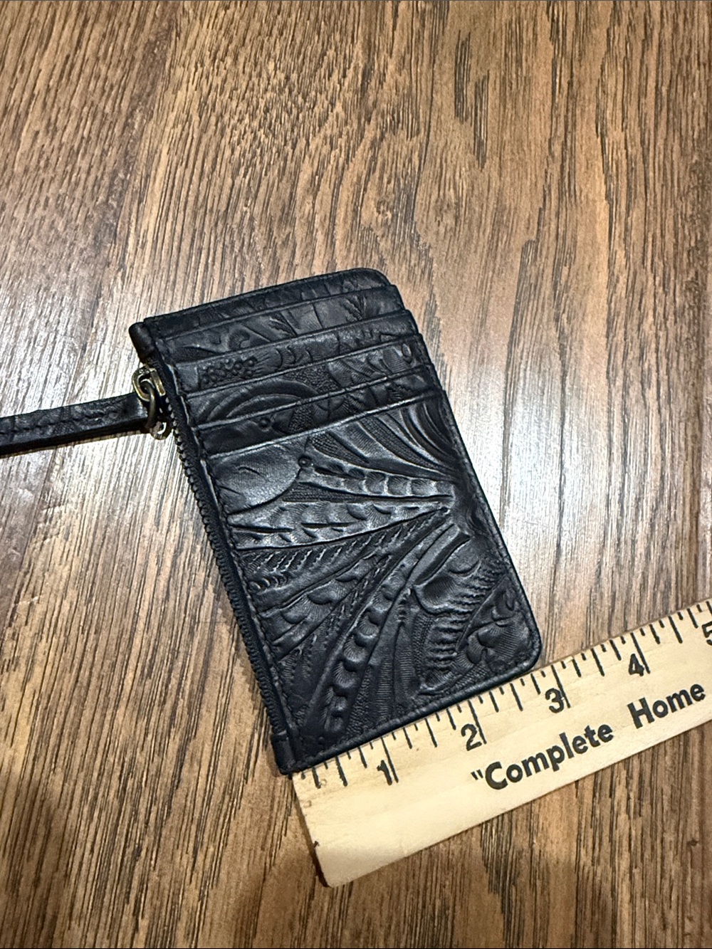 Embossed Black Leather Zip Card Holder Wallet - Picture 6 of 7